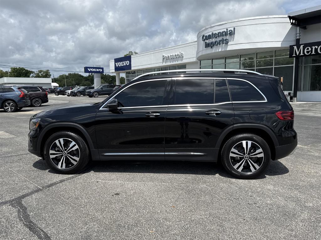 used 2025 Mercedes-Benz GLB 250 car, priced at $39,998