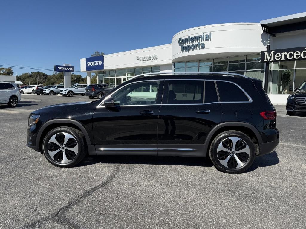 new 2024 Mercedes-Benz GLB 250 car