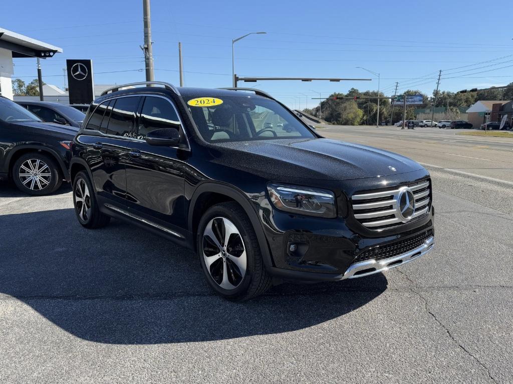 new 2024 Mercedes-Benz GLB 250 car