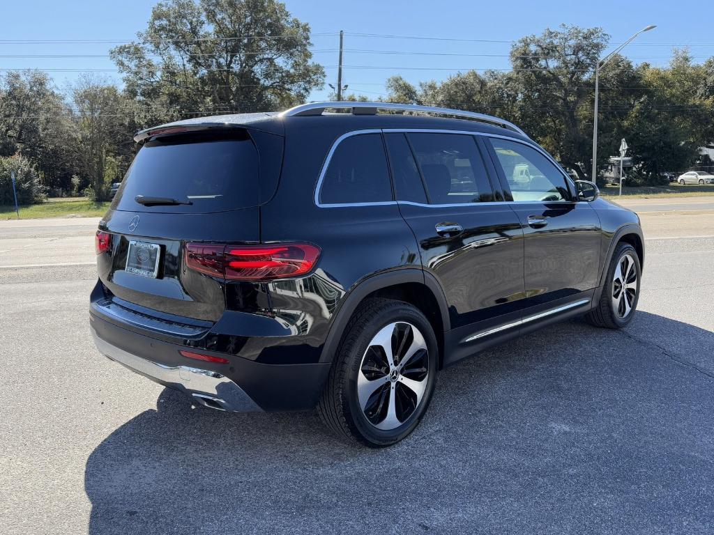 new 2024 Mercedes-Benz GLB 250 car