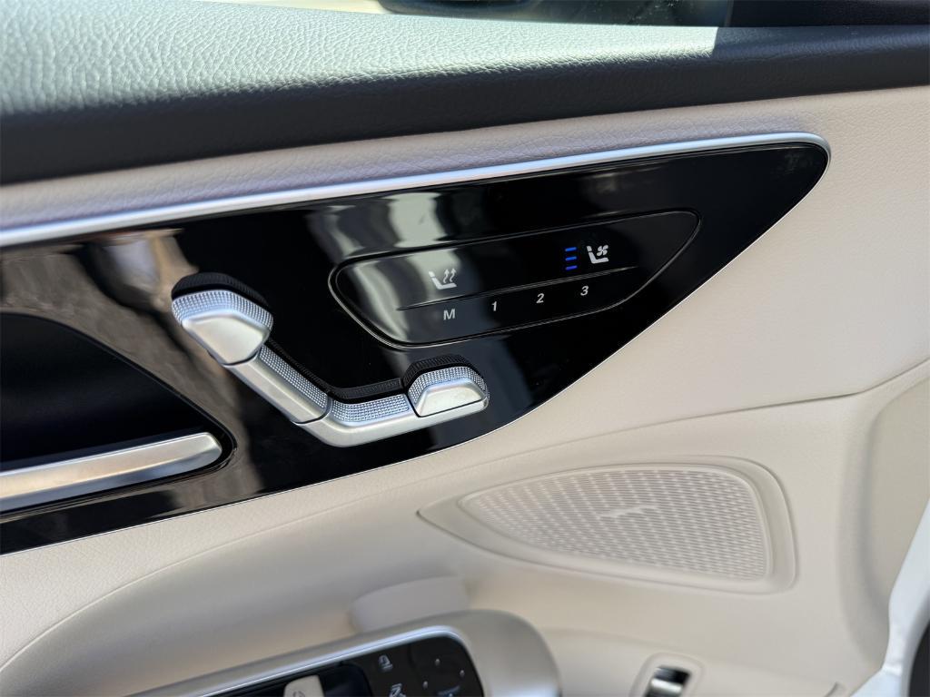 new 2025 Mercedes-Benz C-Class car
