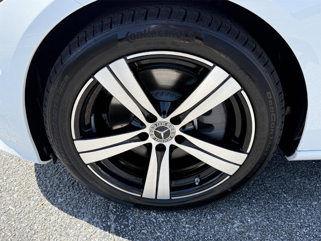 new 2025 Mercedes-Benz C-Class car