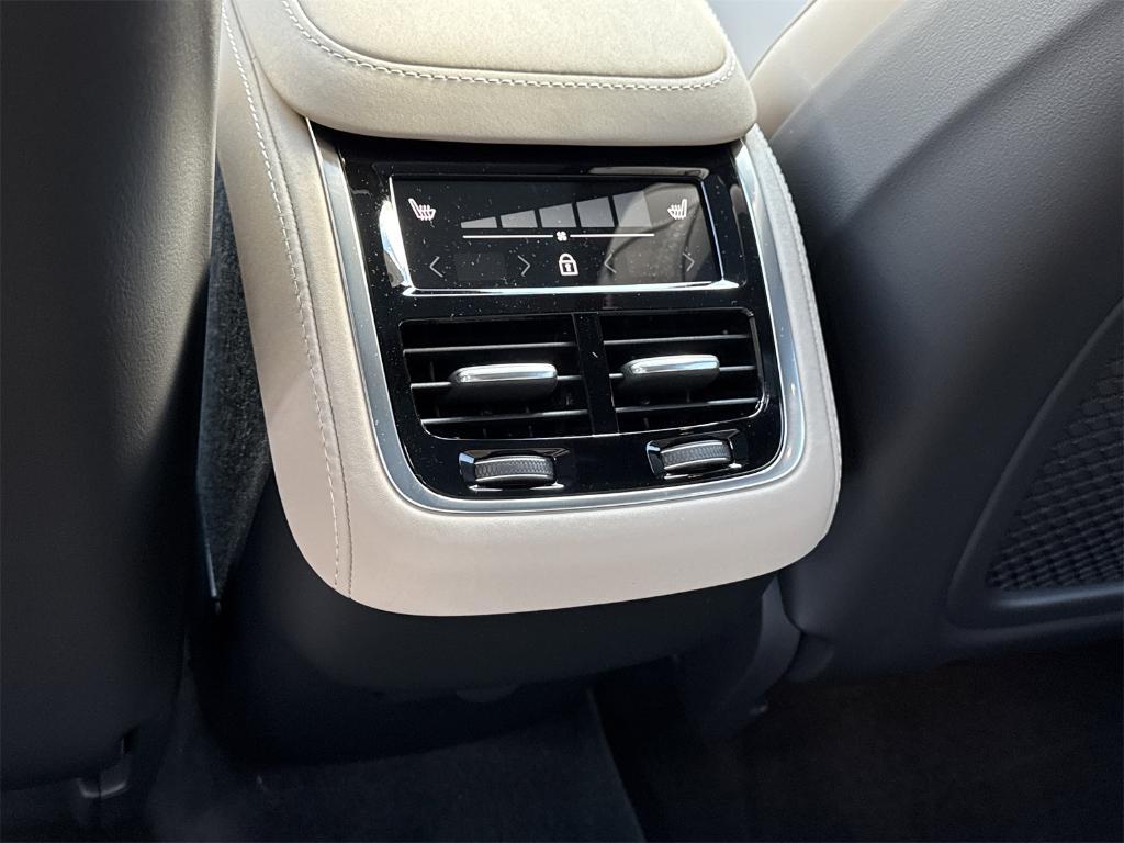 new 2026 Volvo XC90 car