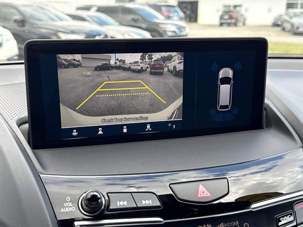 used 2021 Acura RDX car, priced at $27,900