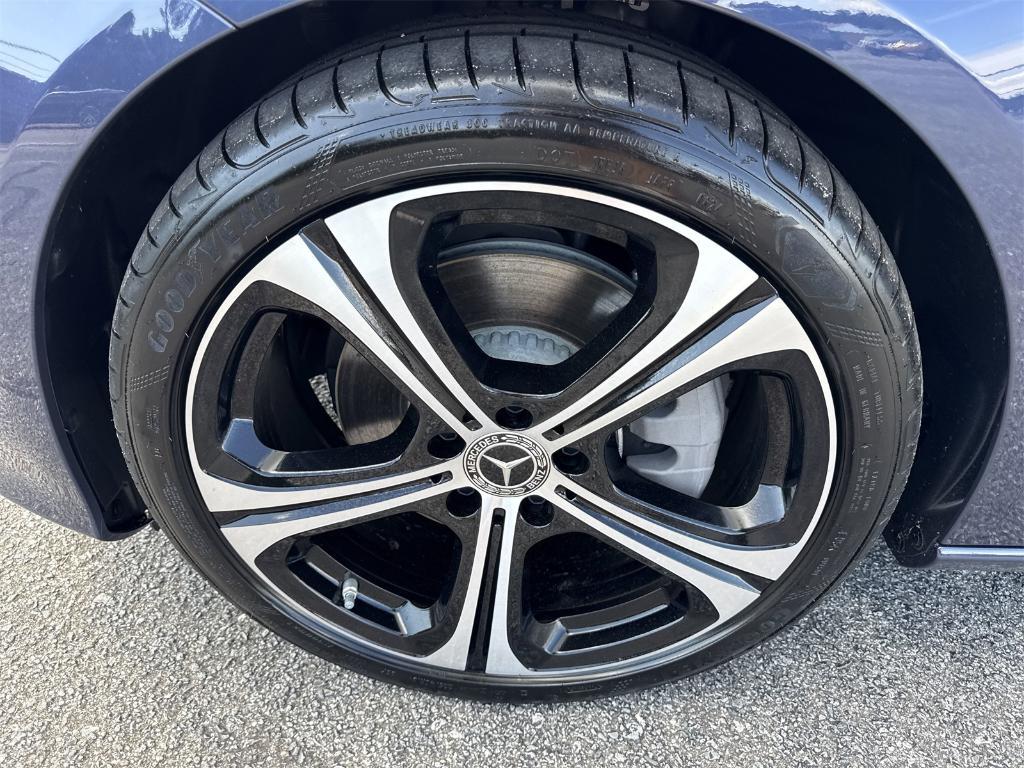 new 2025 Mercedes-Benz C-Class car