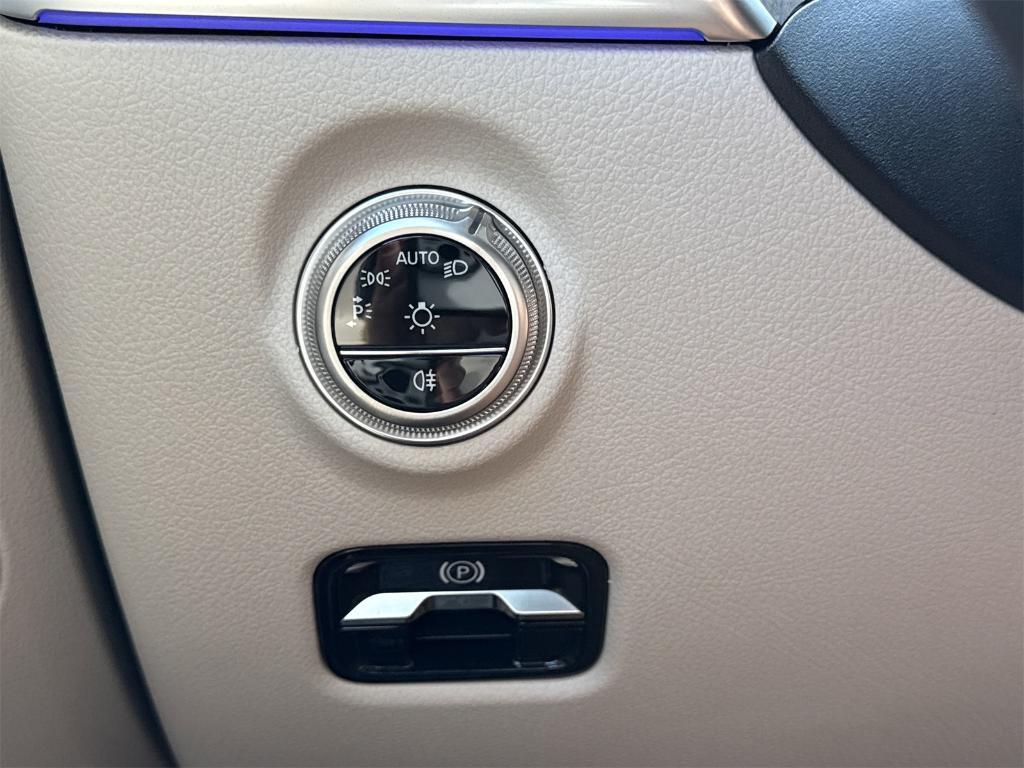 new 2025 Mercedes-Benz C-Class car