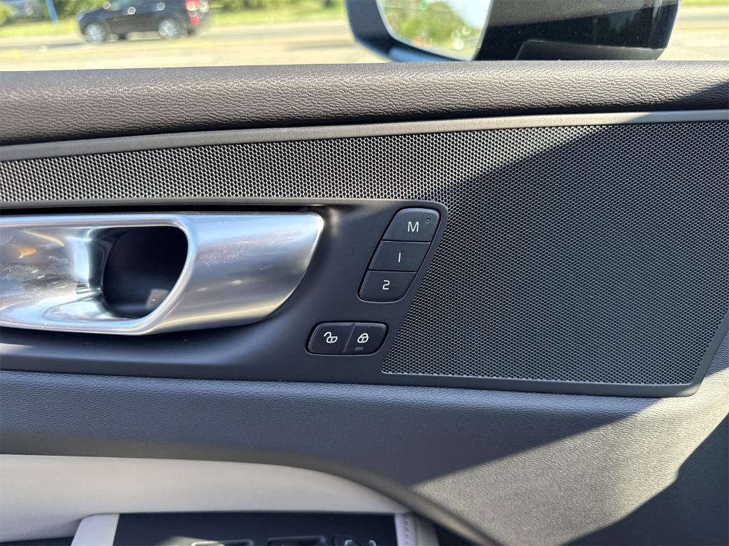 new 2026 Volvo XC60 car