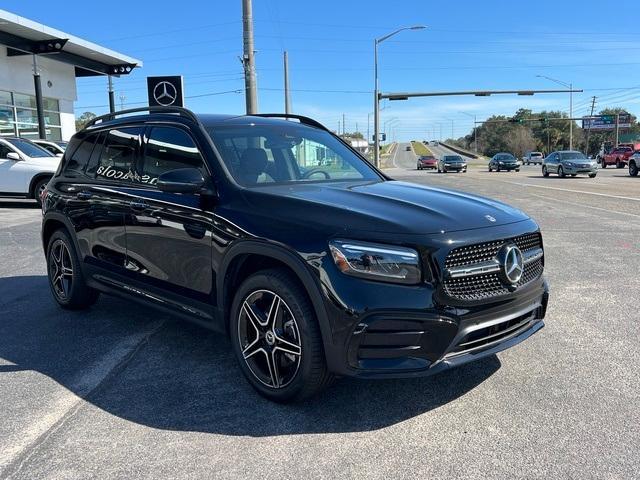 new 2024 Mercedes-Benz GLB 250 car