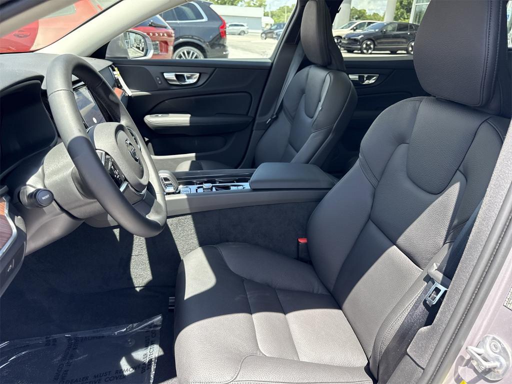 new 2026 Volvo V60 Cross Country car