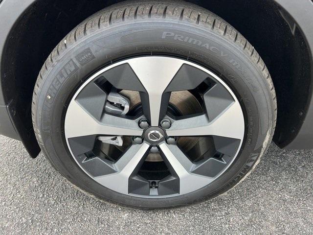 new 2025 Volvo XC40 car