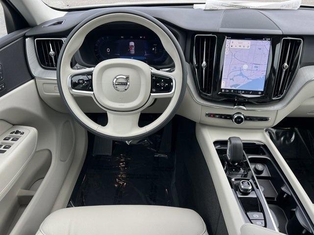 new 2025 Volvo XC60 Plug-In Hybrid car