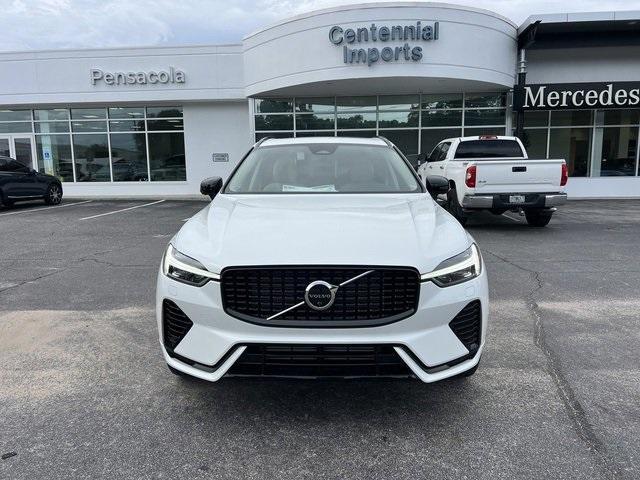 new 2025 Volvo XC60 Plug-In Hybrid car