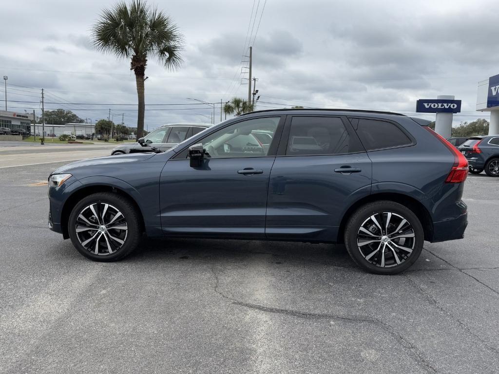 new 2025 Volvo XC60 car