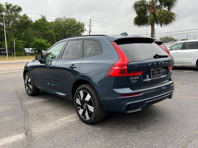 new 2024 Volvo XC60 Recharge Plug-In Hybrid car