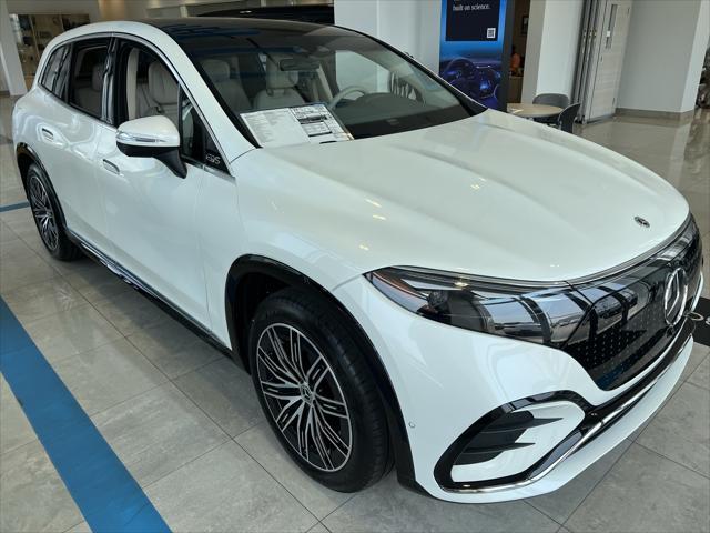 new 2023 Mercedes-Benz EQS 580 car