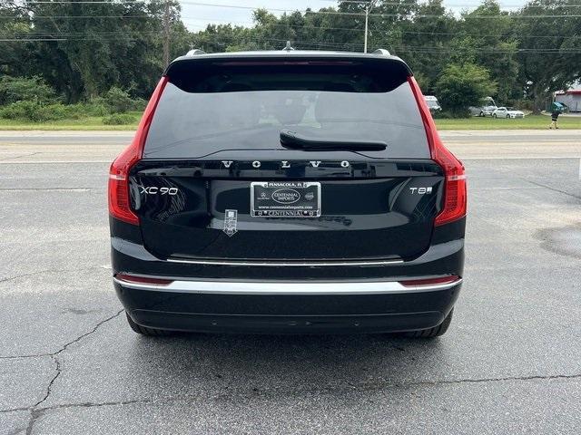 new 2025 Volvo XC90 Plug-In Hybrid car