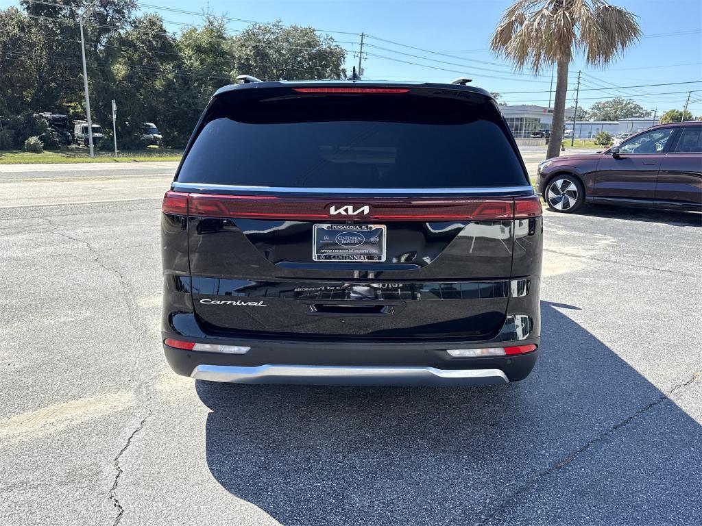 used 2022 Kia Carnival car, priced at $32,500