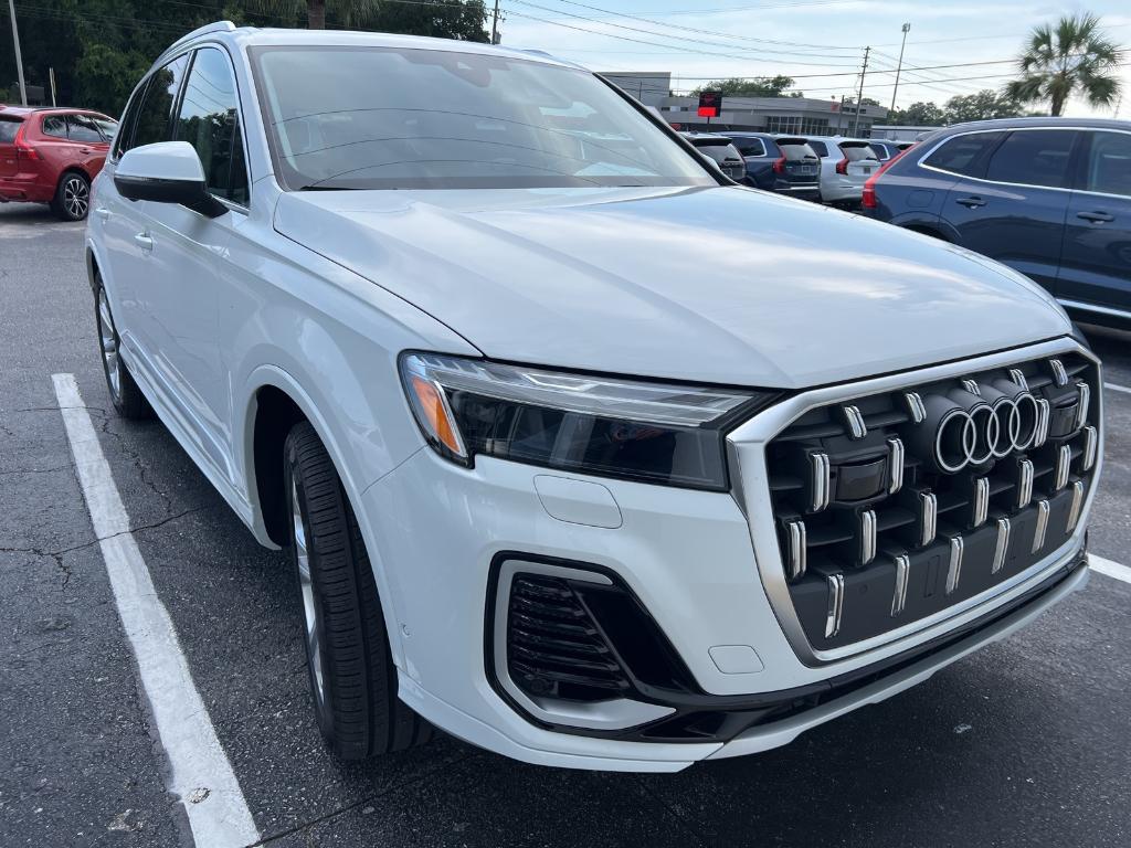 used 2025 Audi Q7 car, priced at $66,000