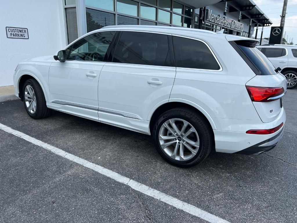 used 2025 Audi Q7 car, priced at $66,000