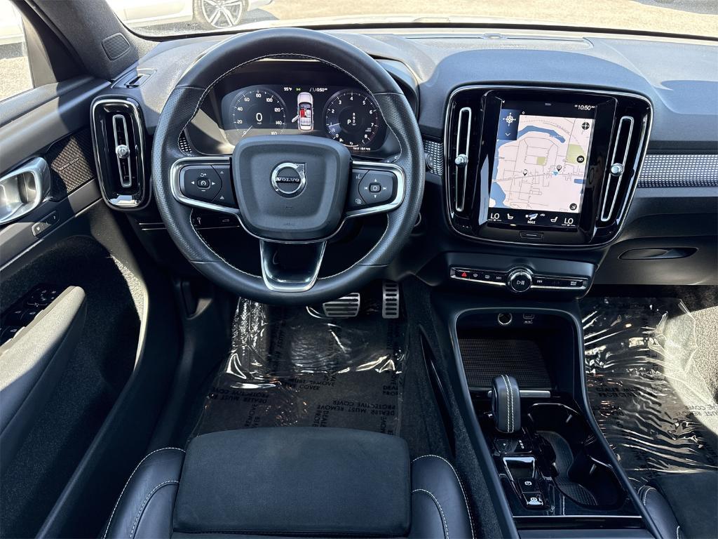 used 2021 Volvo XC40 car, priced at $27,490