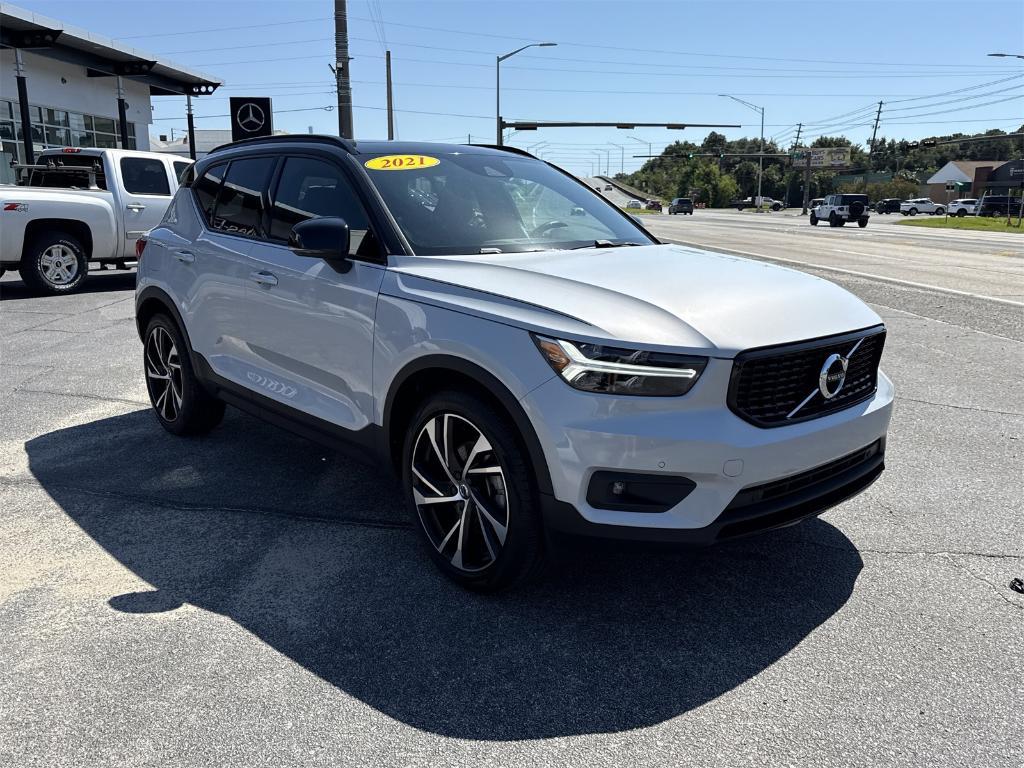 used 2021 Volvo XC40 car, priced at $27,490