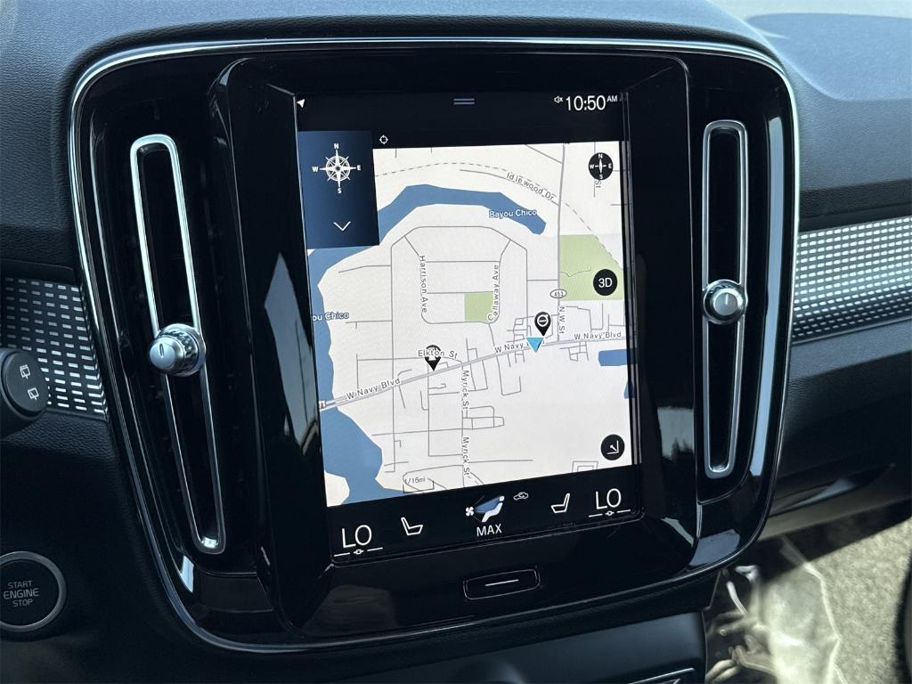 used 2021 Volvo XC40 car, priced at $27,490