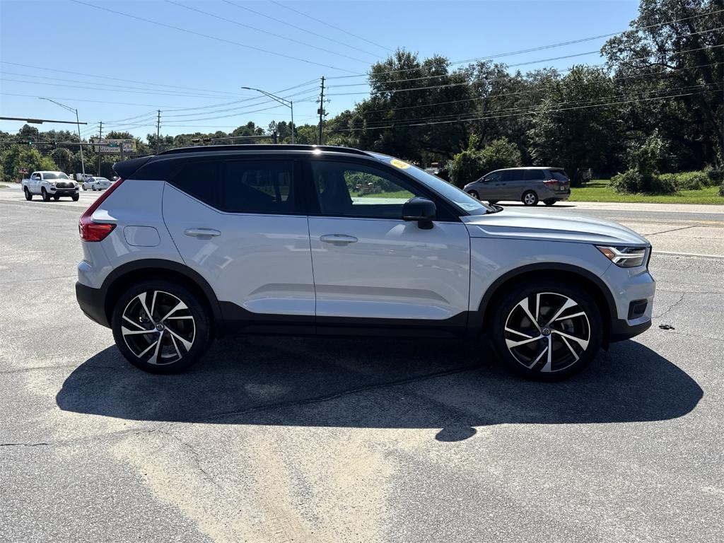 used 2021 Volvo XC40 car, priced at $27,490