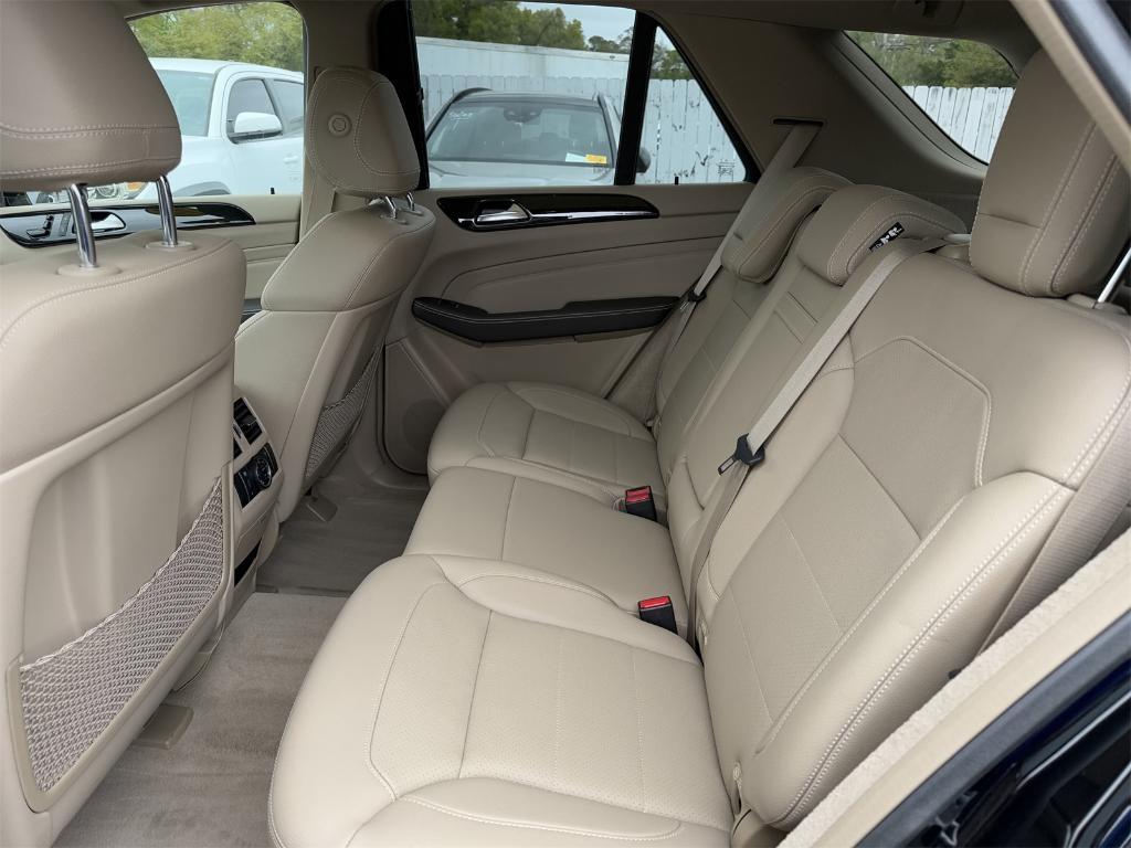 used 2015 Mercedes-Benz M-Class car, priced at $20,000