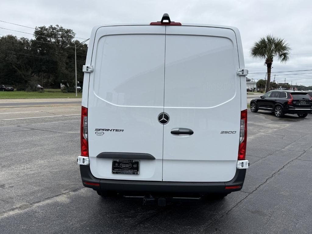 new 2025 Mercedes-Benz Sprinter 2500 car