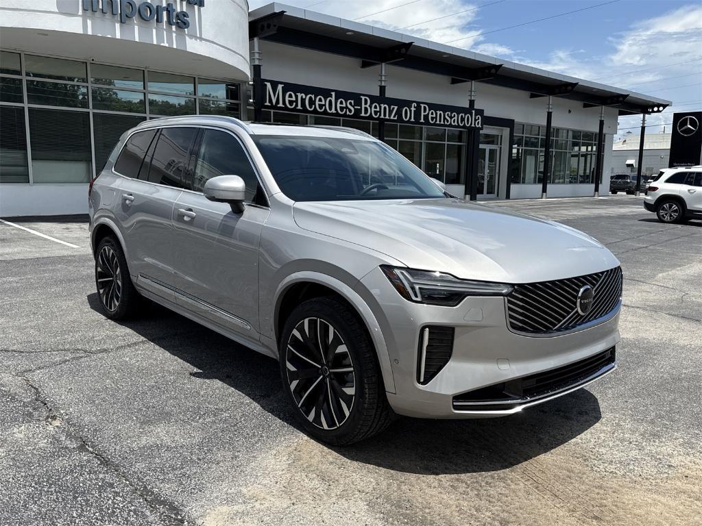 new 2025 Volvo XC90 Plug-In Hybrid car