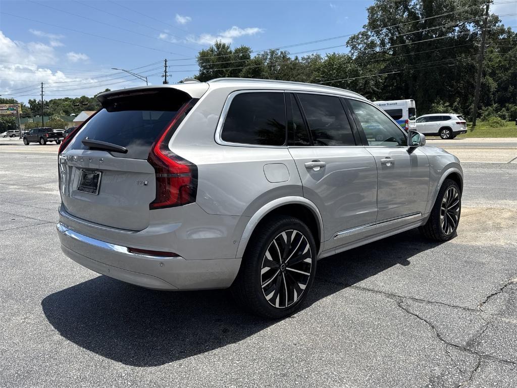 new 2025 Volvo XC90 Plug-In Hybrid car