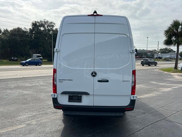 new 2024 Mercedes-Benz Sprinter 2500 car