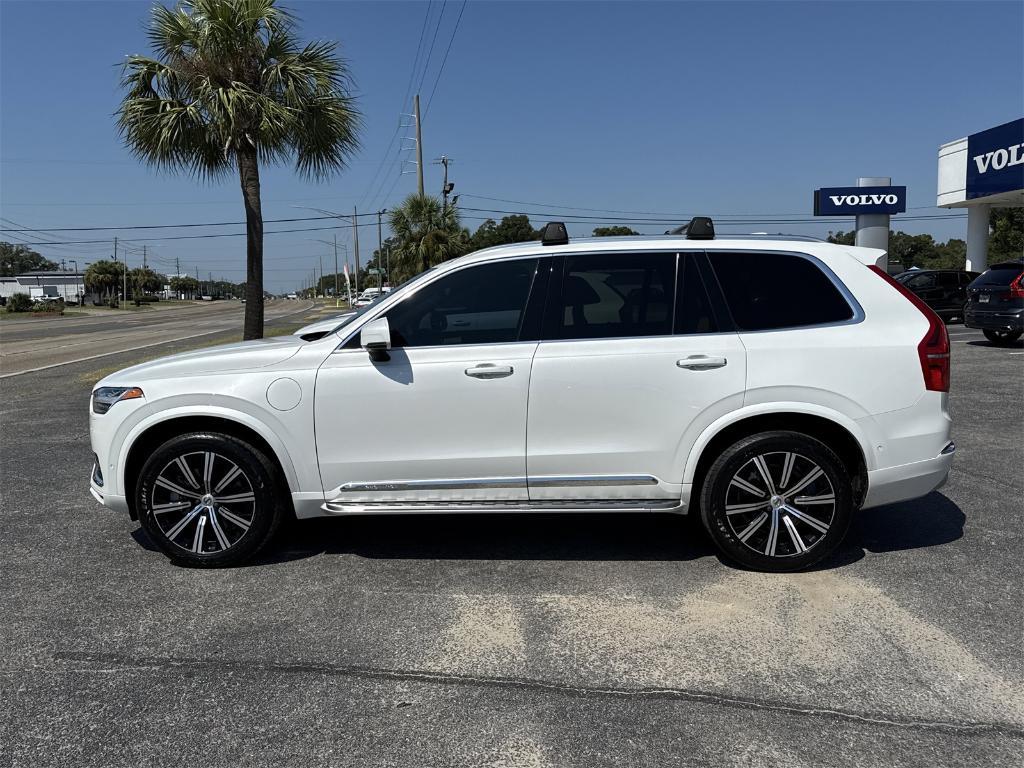 used 2022 Volvo XC90 Recharge Plug-In Hybrid car