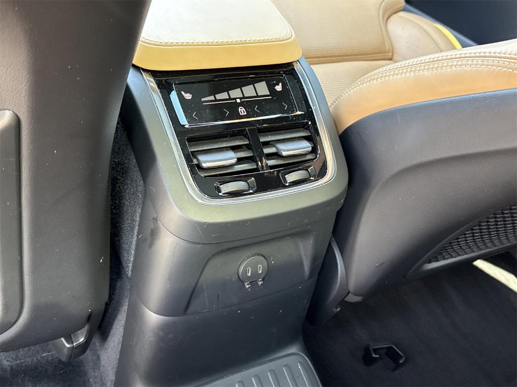 used 2022 Volvo XC90 Recharge Plug-In Hybrid car