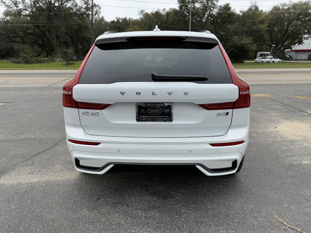 new 2025 Volvo XC60 car