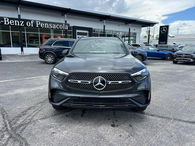 new 2024 Mercedes-Benz GLC 300 car