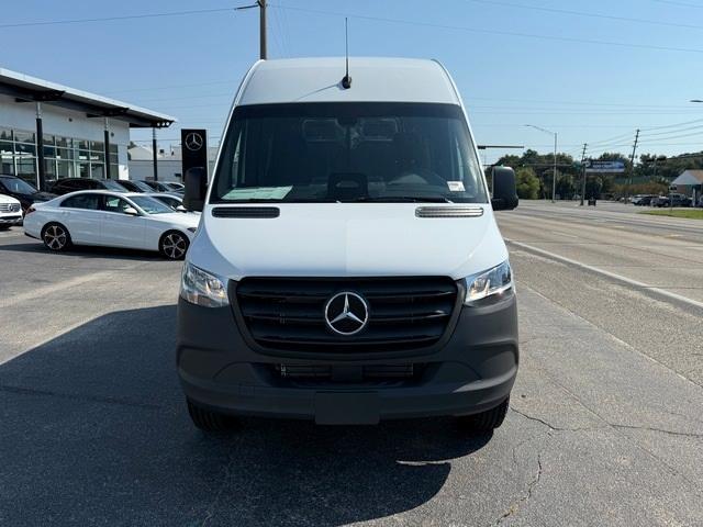 new 2025 Mercedes-Benz Sprinter 2500 car