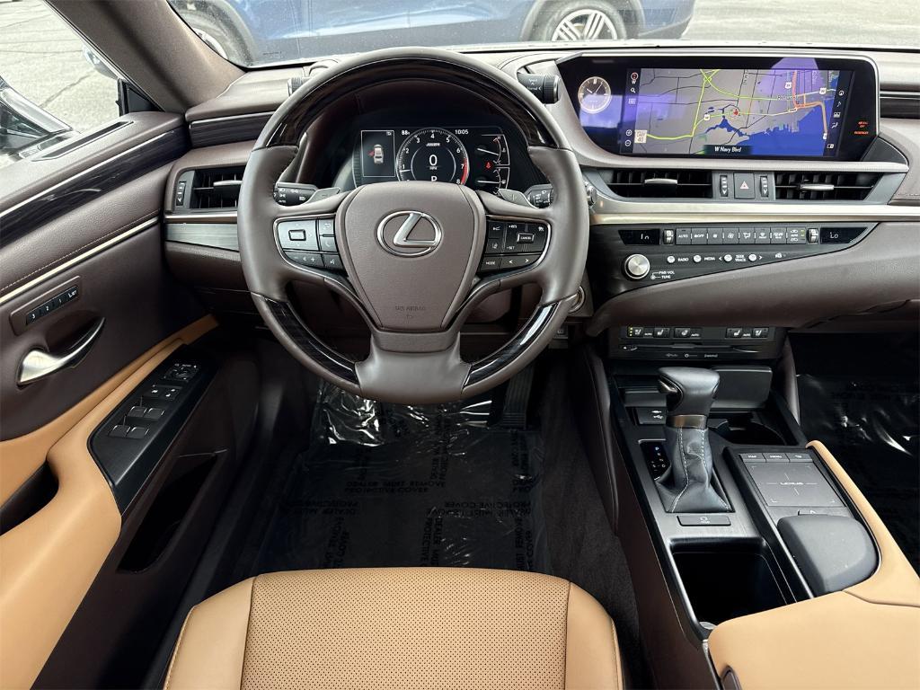 used 2021 Lexus ES 350 car, priced at $37,500