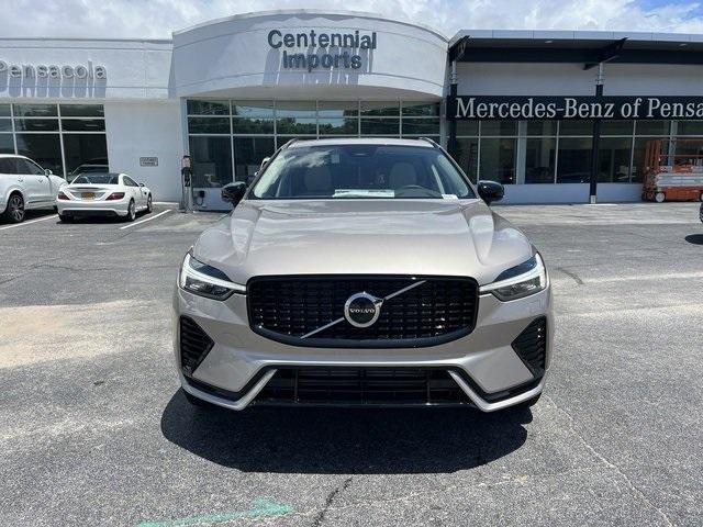 new 2025 Volvo XC60 Plug-In Hybrid car