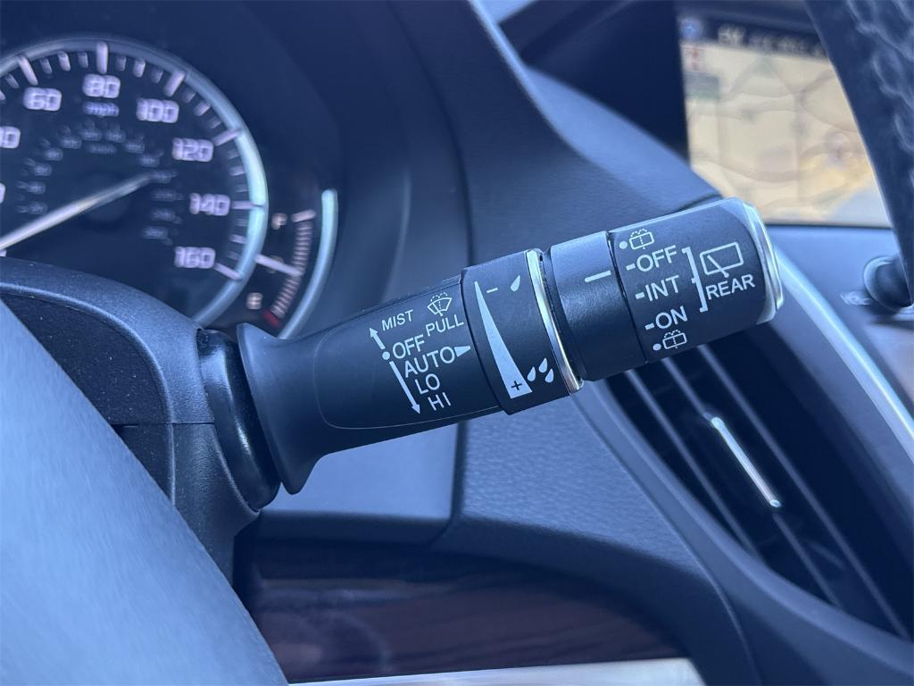 used 2015 Acura MDX car, priced at $15,700