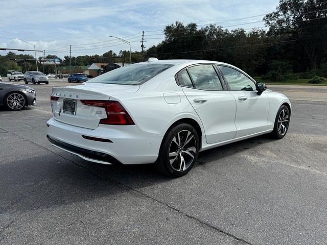 new 2025 Volvo S60 car