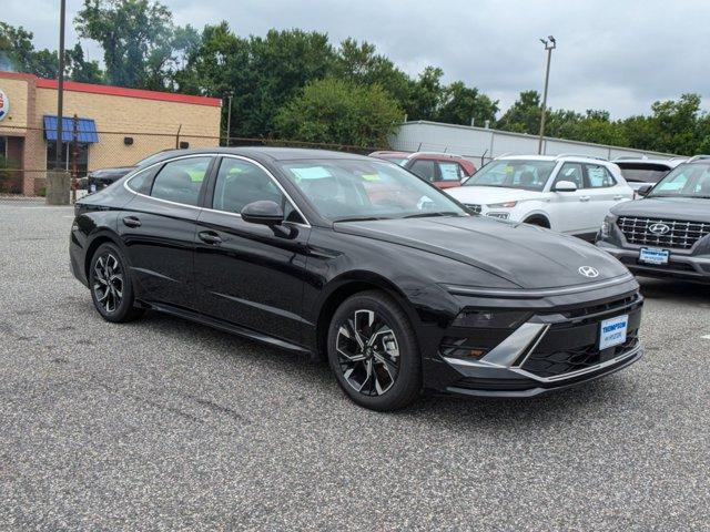 new 2024 Hyundai Sonata car, priced at $29,323