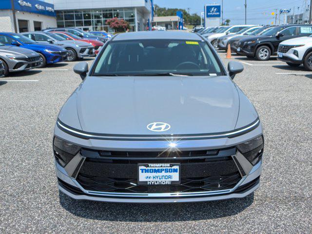 new 2024 Hyundai Sonata Hybrid car, priced at $32,505