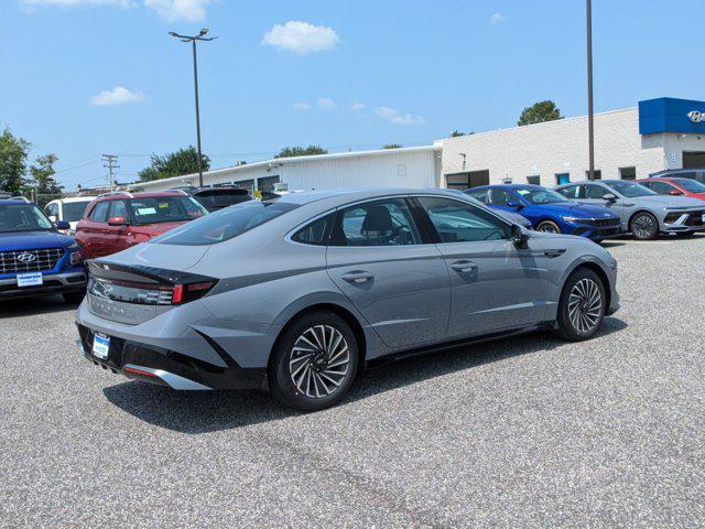 new 2024 Hyundai Sonata Hybrid car, priced at $32,505