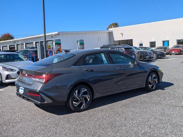 new 2024 Hyundai Elantra car, priced at $27,897