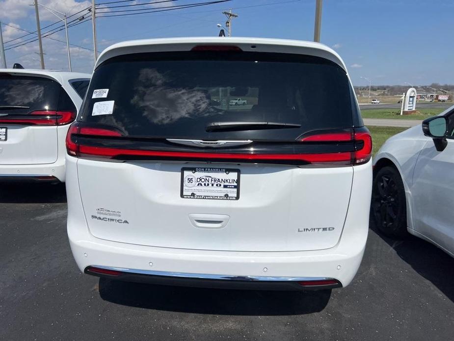new 2024 Chrysler Pacifica car, priced at $48,285