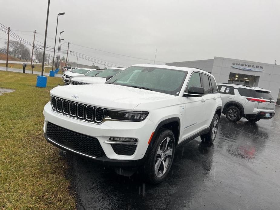 new 2024 Jeep Grand Cherokee 4xe car, priced at $61,492