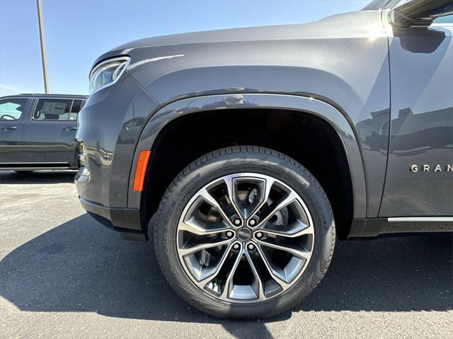 new 2024 Jeep Grand Wagoneer L car, priced at $115,090