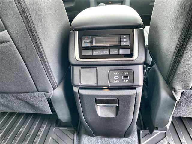 new 2025 Subaru Ascent car, priced at $41,979