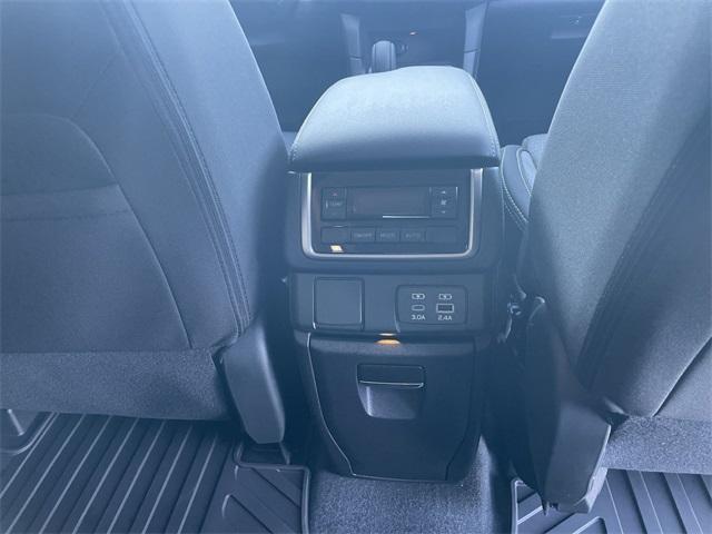 new 2025 Subaru Ascent car, priced at $39,995